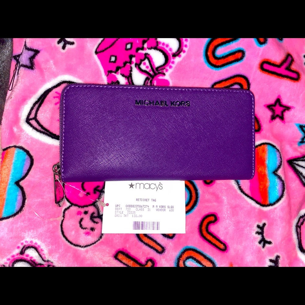 Michael Kors wallet